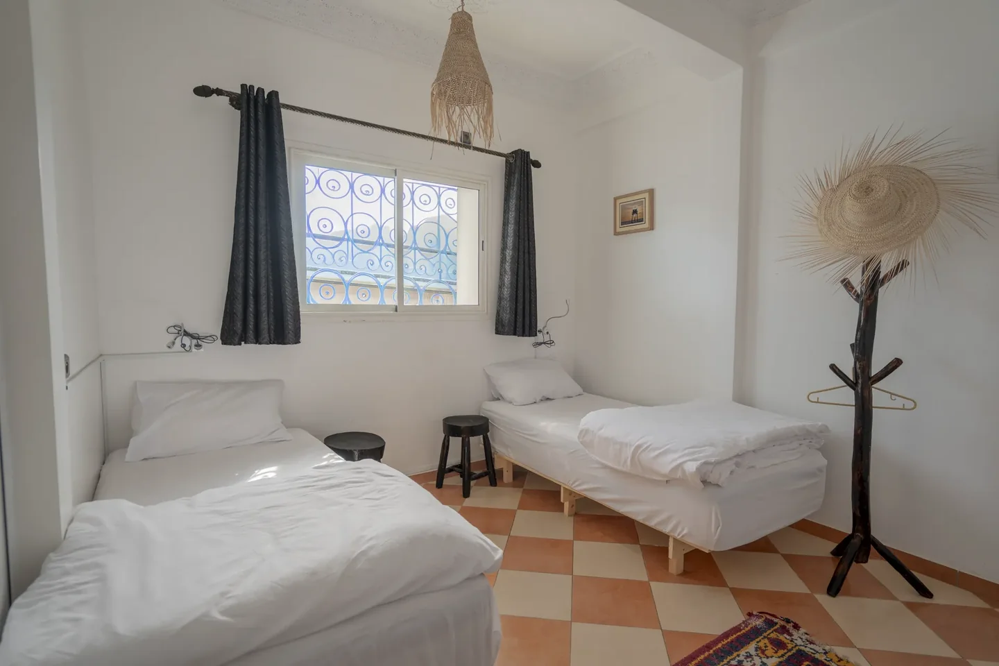 twin bed room in imsouane Surfcamp